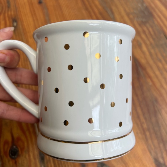 PIER 1 IMPORTS Initial Monogram L White with Gold Metallic Confetti Detail Mug - Picture 5 of 8